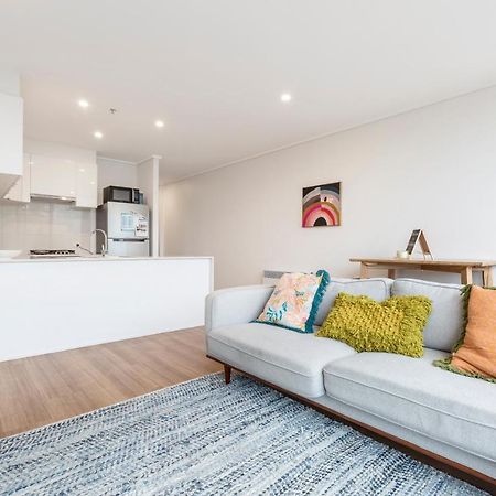 ☆Of Southbank☆Light Filled Apartment☆Huge Private Terrace With City Views☆Parking☆Pool☆Gym☆Wifi Melbourne Eksteriør bilde