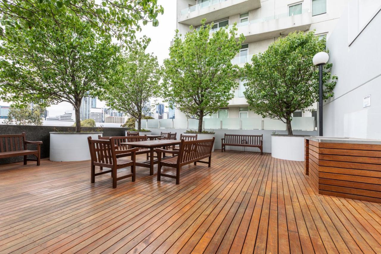 ☆Of Southbank☆Light Filled Apartment☆Huge Private Terrace With City Views☆Parking☆Pool☆Gym☆Wifi Melbourne Eksteriør bilde