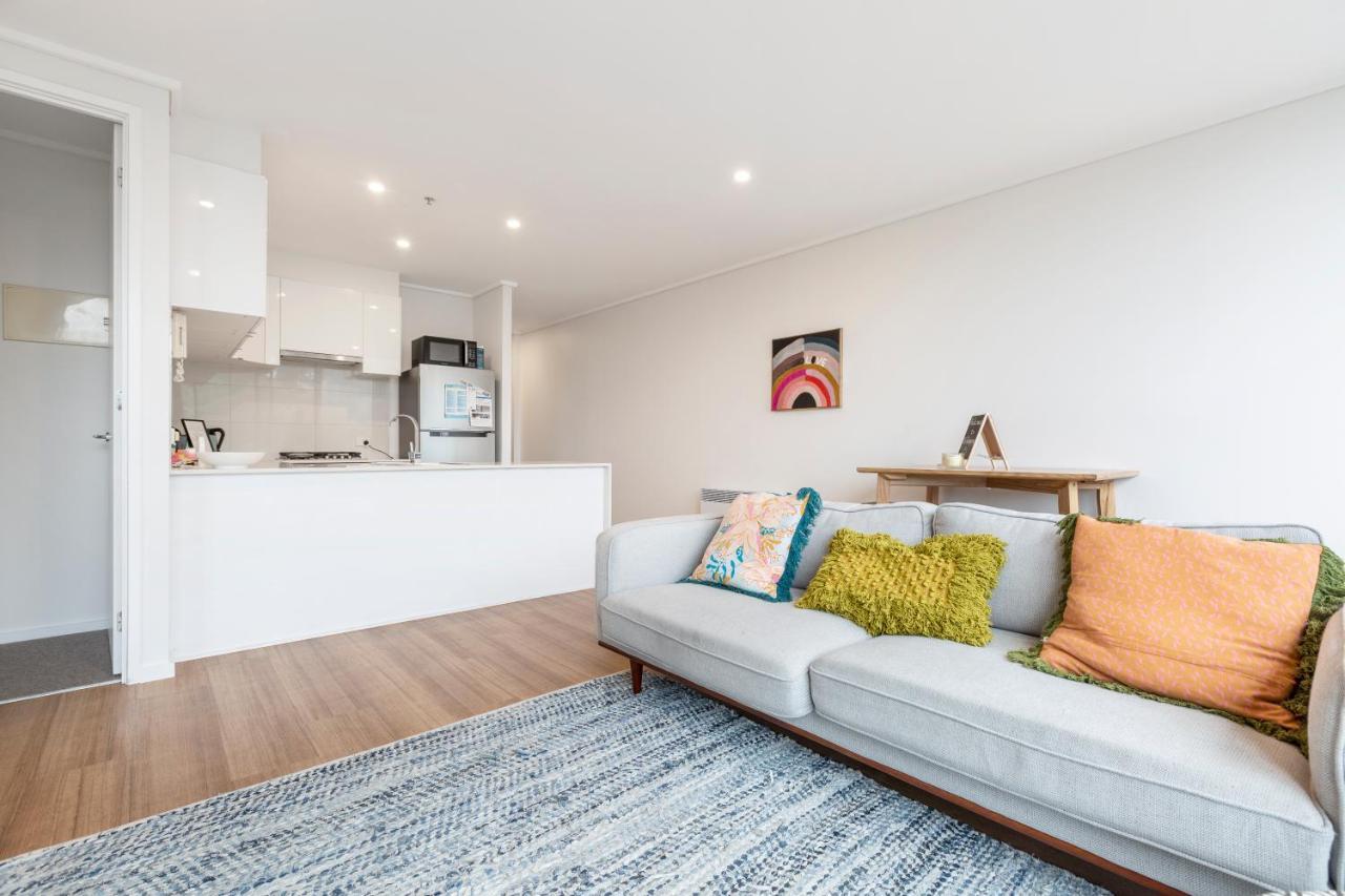 ☆Of Southbank☆Light Filled Apartment☆Huge Private Terrace With City Views☆Parking☆Pool☆Gym☆Wifi Melbourne Eksteriør bilde