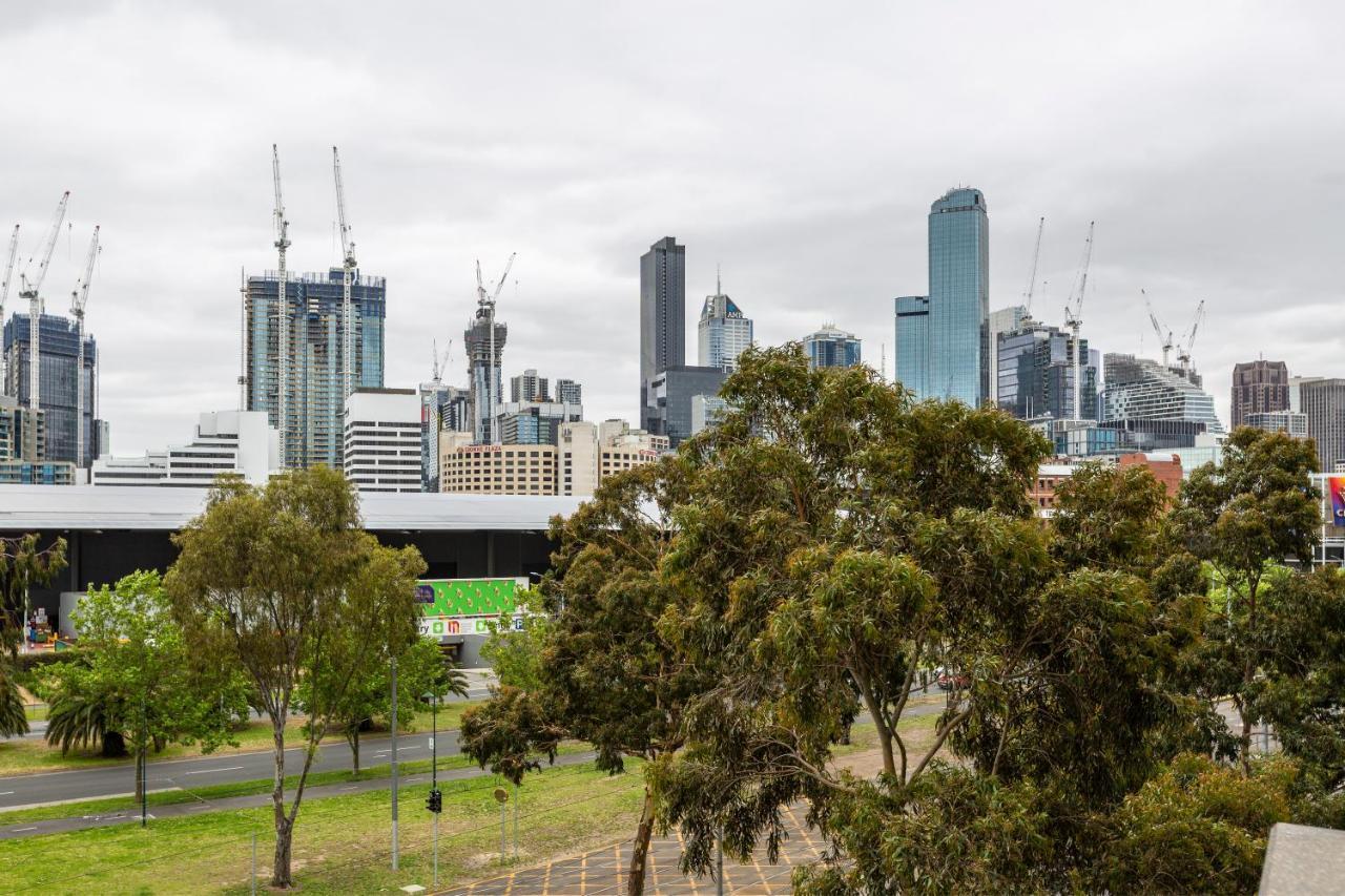 ☆Of Southbank☆Light Filled Apartment☆Huge Private Terrace With City Views☆Parking☆Pool☆Gym☆Wifi Melbourne Eksteriør bilde