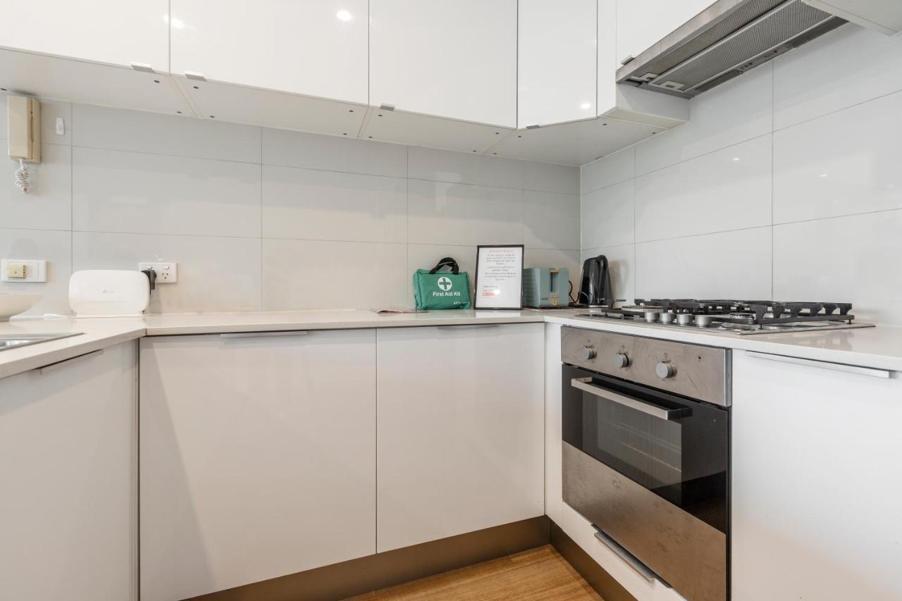 ☆Of Southbank☆Light Filled Apartment☆Huge Private Terrace With City Views☆Parking☆Pool☆Gym☆Wifi Melbourne Eksteriør bilde